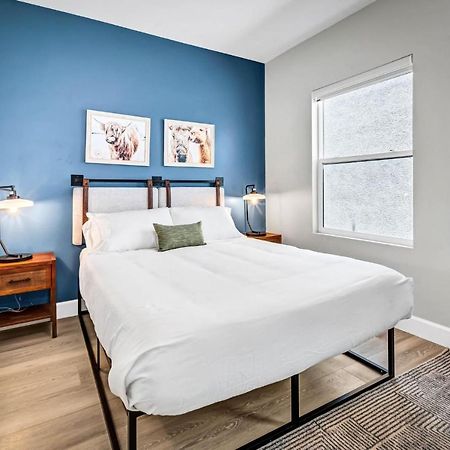 Single Bedroom - Queen Size. Heart Of Downtown Vista Ngoại thất bức ảnh